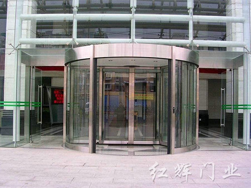 旋转门14